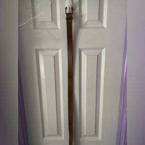 Woman’s Brown Belt 5 Hole